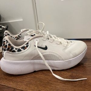 Brand new Nike 2021 Wmns React Escape Run 'White Leopard’!